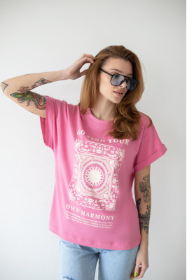 Футболка жіноча